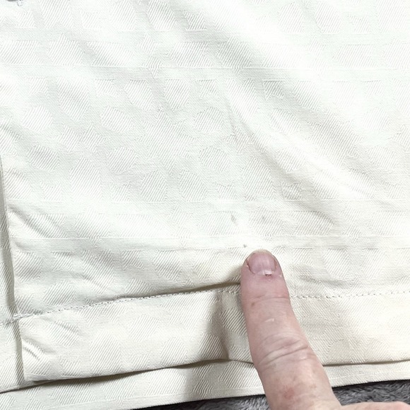 Tommy Bahama White XL SS Casual Shirt Embroidered Spin Class Silk - Picture 8 of 9